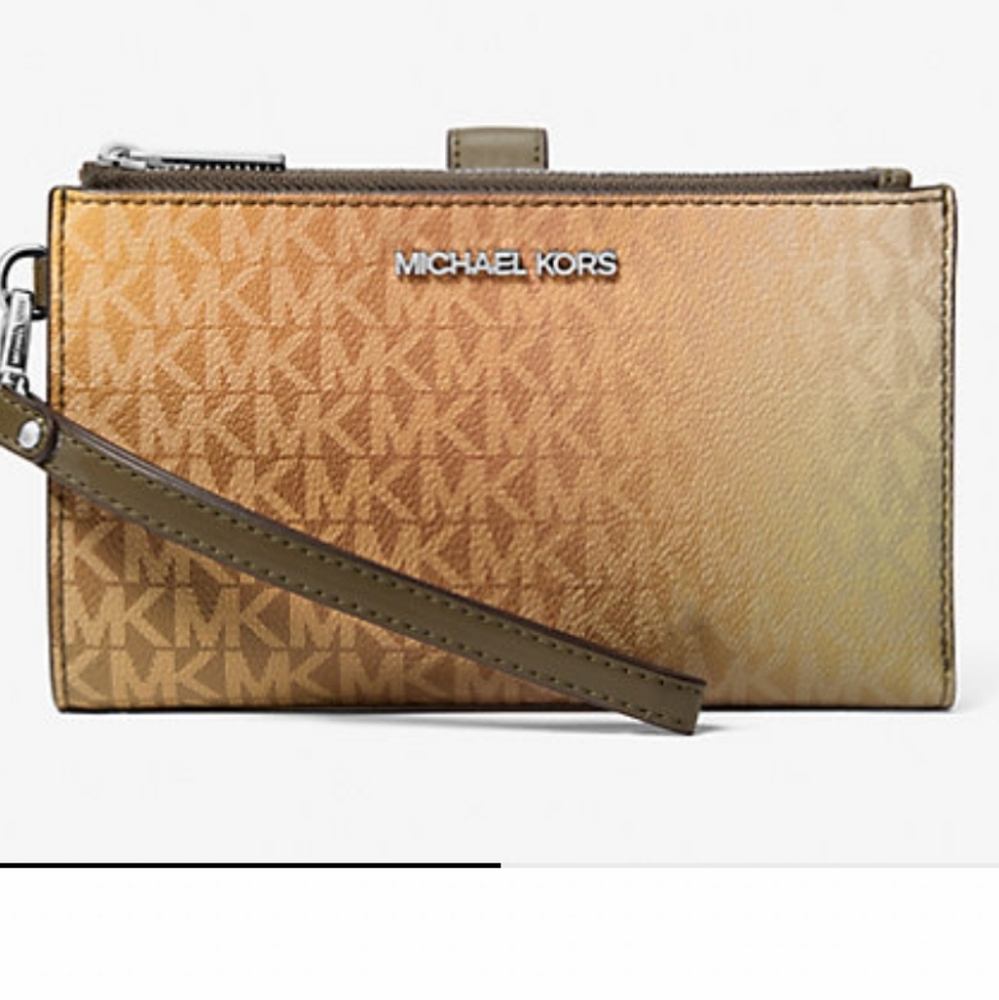 NWOT Michael Kors Jet Set Travel Signature Logo Smartphone Wallet
